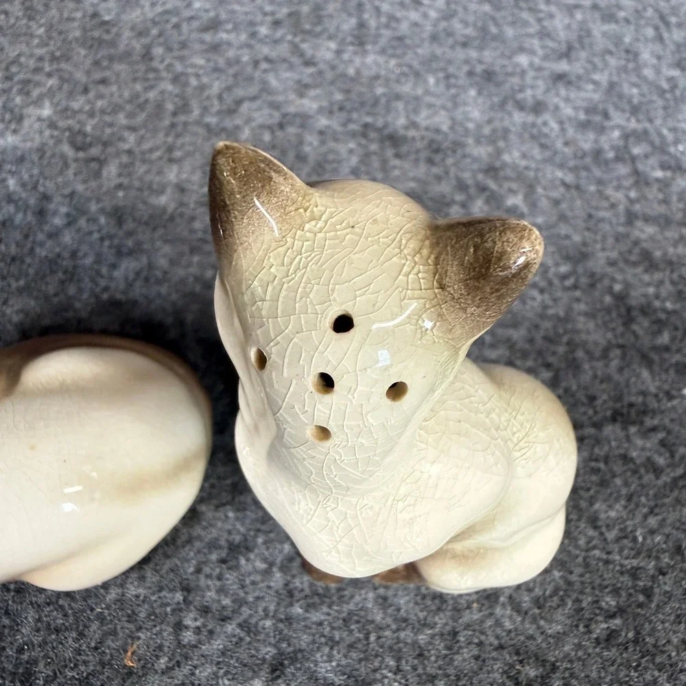 Vintage Siamese Cat Salt and Pepper Shakers Japan Mid Century Ceramic Crackle‎